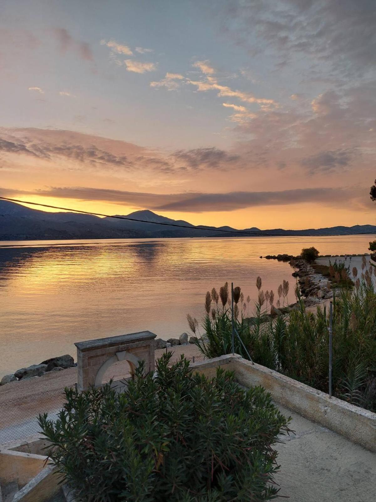 Apollonides Seafront Villa 2 Melete Ліксурі Екстер'єр фото